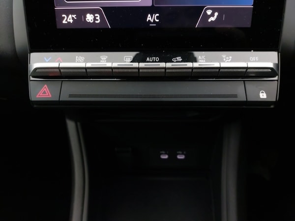 Used Renault Captur 2025 for sale - 76237905: Photo 17