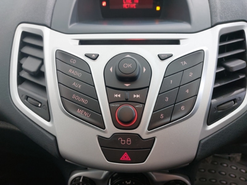 Used Ford Fiesta 2012 for sale - 78156102: Photo 15