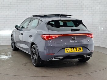Used SEAT Leon 2026 for sale - 79557785: Photo