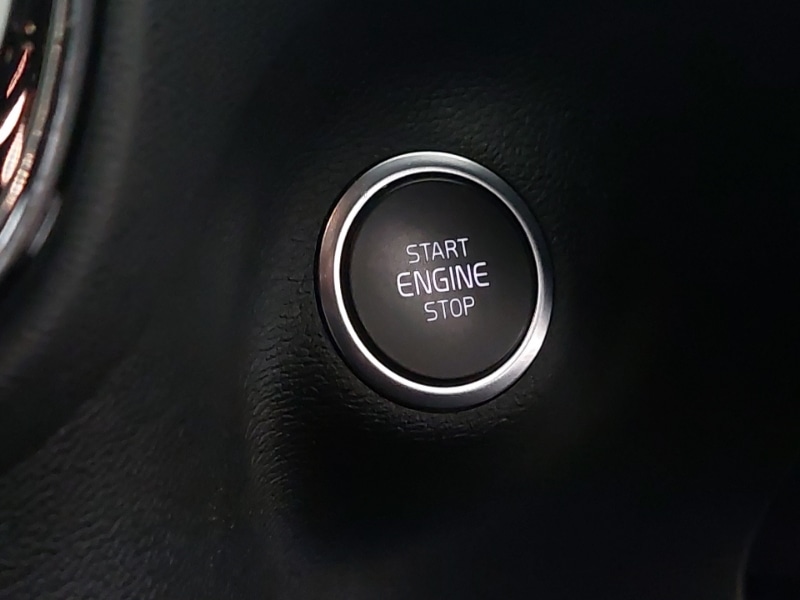 Used Volvo XC40 2022 for sale - 77039461: Photo 17