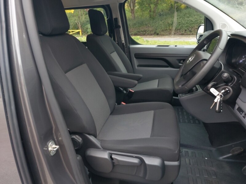 Used Vauxhall Vivaro Life 2022 for sale - 76331900: Photo 5