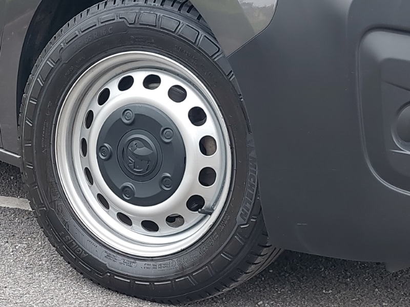 Used Vauxhall Vivaro Life 2022 for sale - 76331900: Photo 9