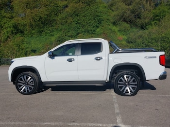 Used Volkswagen Amarok 2024 for sale - 78441731: Photo