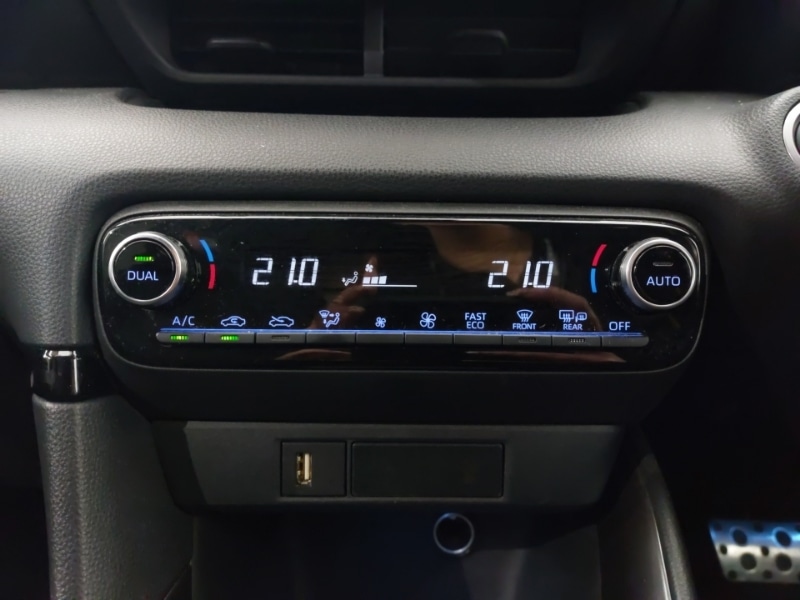 Used Toyota Yaris 2023 for sale - 77338059: Photo 17