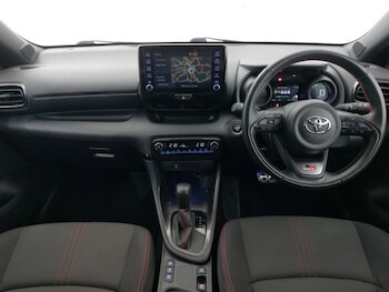 Used Toyota Yaris 2023 for sale - 77338059: Photo