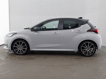 Used Toyota Yaris 2023 for sale - 77338059: Photo