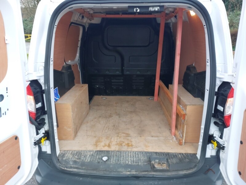Used Ford Transit Courier 2022 for sale - 77702345: Photo 8