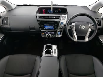 Used Toyota Prius+ 2020 for sale - 76526360: Photo