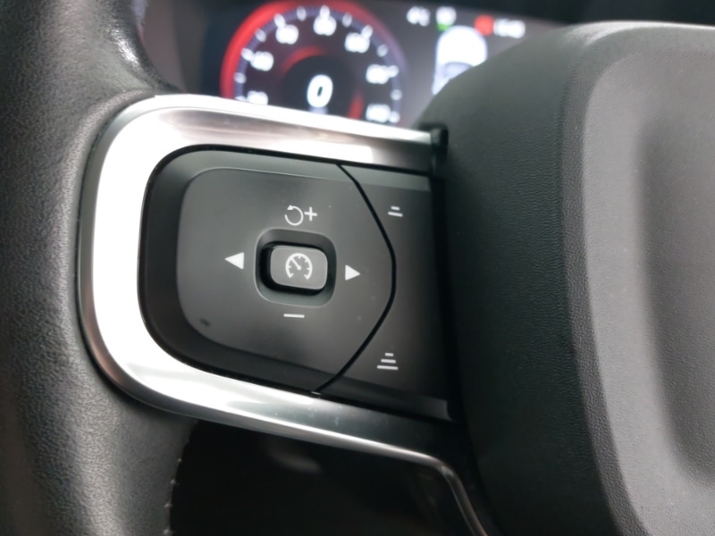 Used Volvo XC40 2021 for sale - 77610828: Photo 13