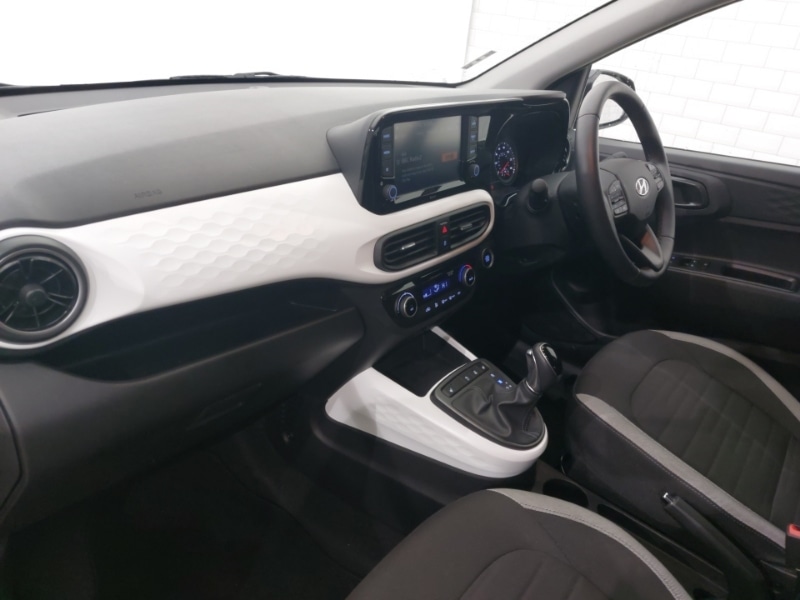 Used Hyundai i10 2023 for sale - 77596323: Photo 5