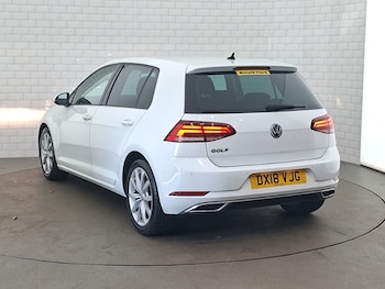 Used Volkswagen Golf 2018 for sale - 79164567: Photo