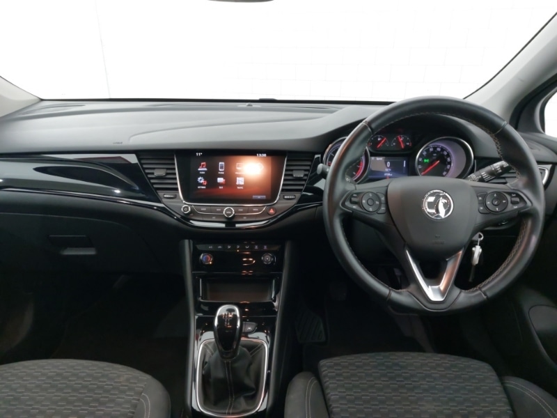 Used Vauxhall Astra 2018 for sale - 77898098: Photo 2