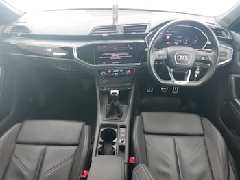 Used Audi Q3 2023 for sale - 75686806: Photo