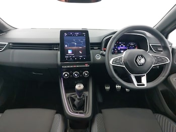 Used Renault Clio 2024 for sale - 78642775: Photo