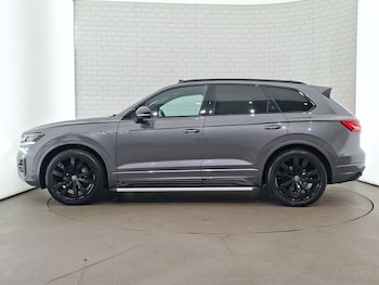 Used Volkswagen Touareg 2021 for sale - 79638895: Photo