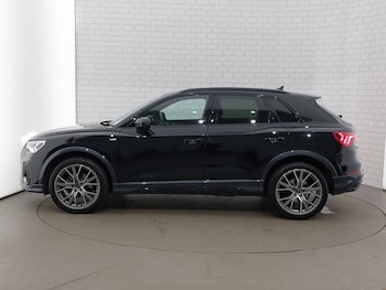 Used Audi Q3 2024 for sale - 77832081: Photo