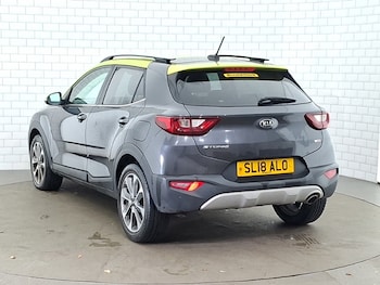 Used Kia Stonic 2018 for sale - 78998495: Photo