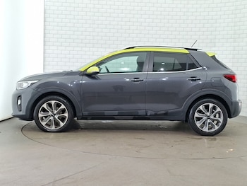 Used Kia Stonic 2018 for sale - 78998495: Photo