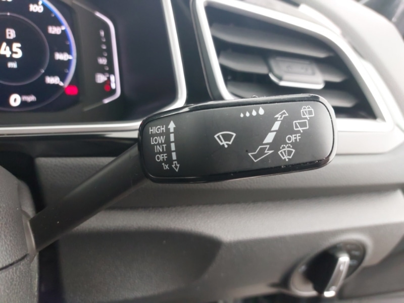 Used Volkswagen T-Roc 2022 for sale - 76556152: Photo 17