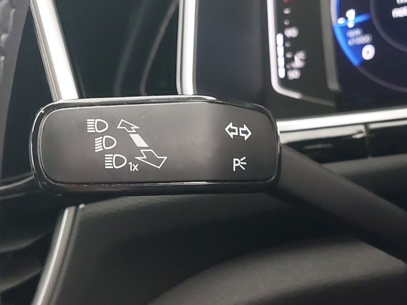 Used Volkswagen T-Roc 2022 for sale - 76556152: Photo 18