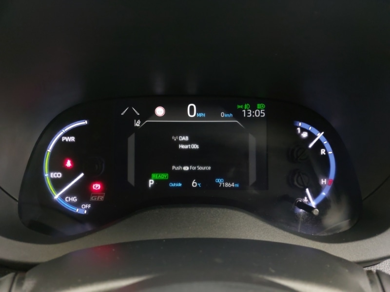 Used Toyota Yaris Cross 2022 for sale - 77240975: Photo 13