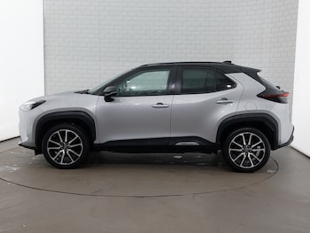 Used Toyota Yaris Cross 2022 for sale - 77240975: Photo