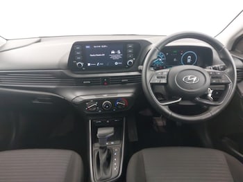 Used Hyundai i20 2022 for sale - 75702074: Photo