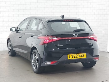 Used Hyundai i20 2022 for sale - 75702074: Photo