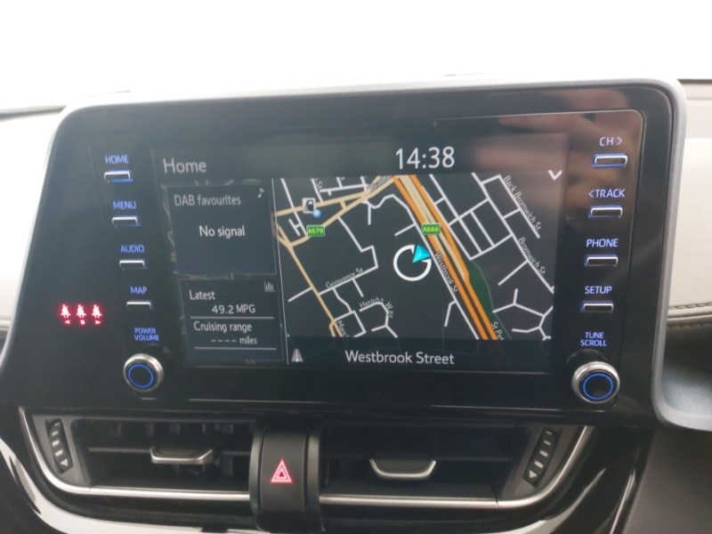 Used Toyota C-HR 2020 for sale - 76150400: Photo 11