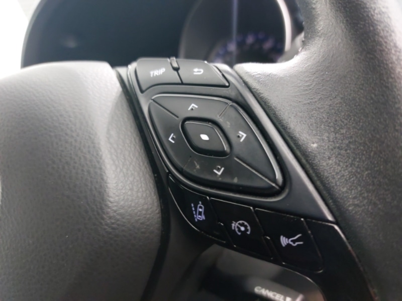 Used Toyota C-HR 2020 for sale - 76150400: Photo 12