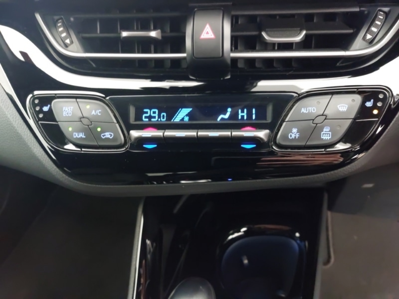 Used Toyota C-HR 2020 for sale - 76150400: Photo 17