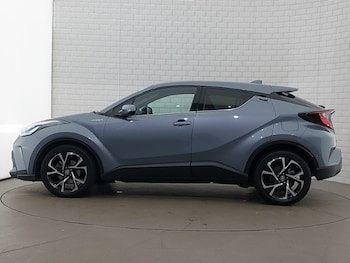 Used Toyota C-HR 2020 for sale - 76150400: Photo 4