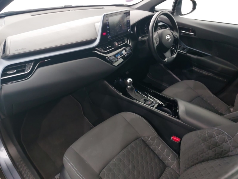 Used Toyota C-HR 2020 for sale - 76150400: Photo 5