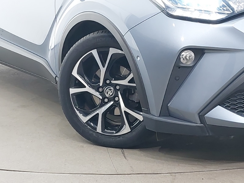 Used Toyota C-HR 2020 for sale - 76150400: Photo 9