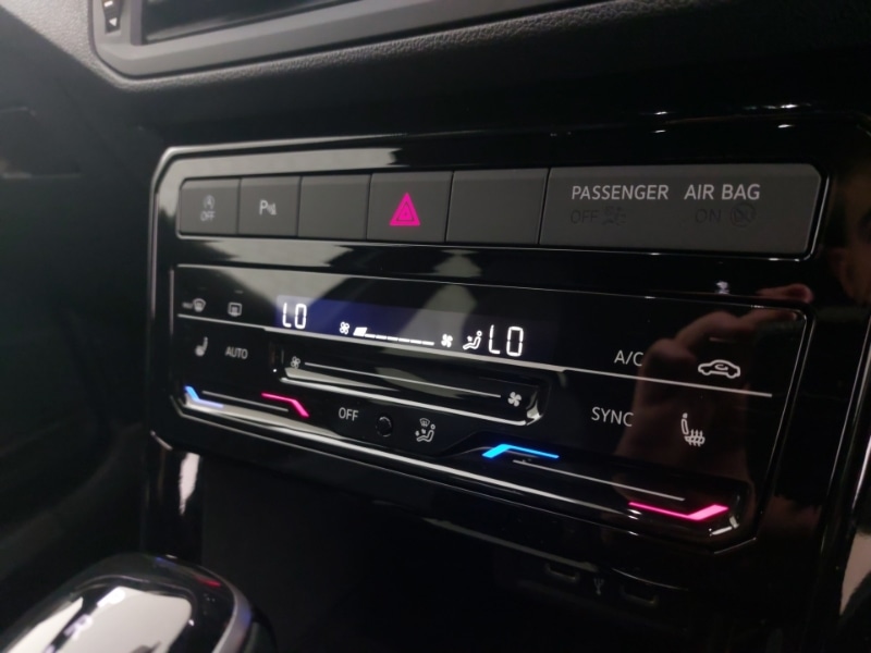 Used Volkswagen T-Cross 2023 for sale - 76621814: Photo 16