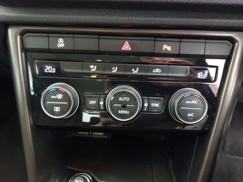 Used Volkswagen T-Roc 2018 for sale - 77956790: Photo 17