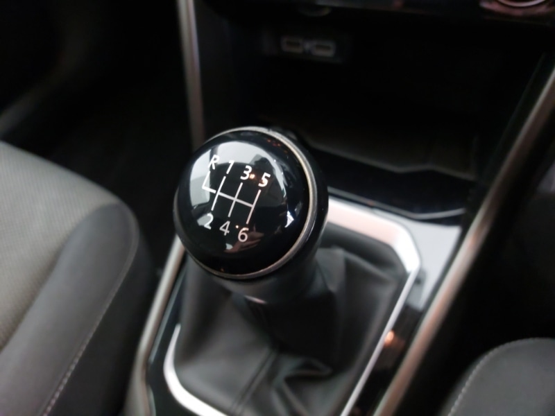 Used Volkswagen T-Roc 2018 for sale - 77956790: Photo 18