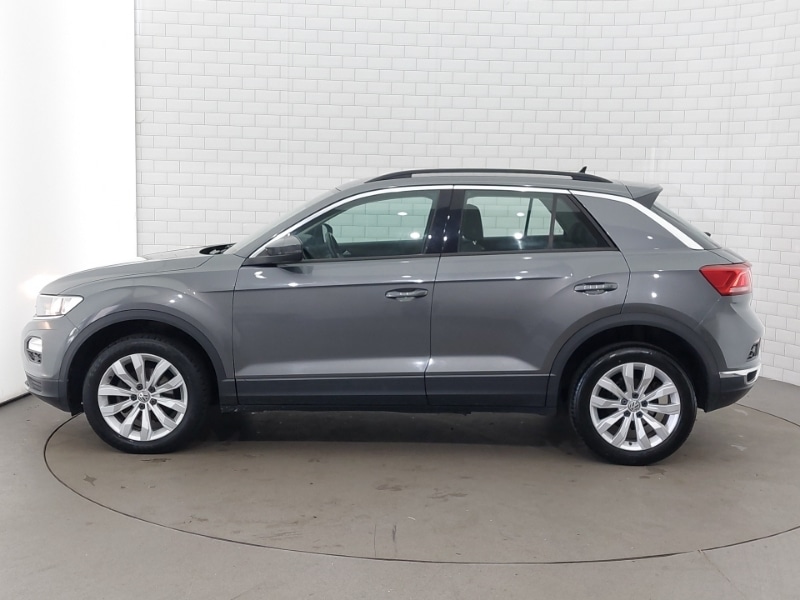 Used Volkswagen T-Roc 2018 for sale - 77956790: Photo 4