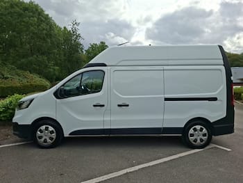 Used Renault Trafic 2024 for sale - 79694596: Photo