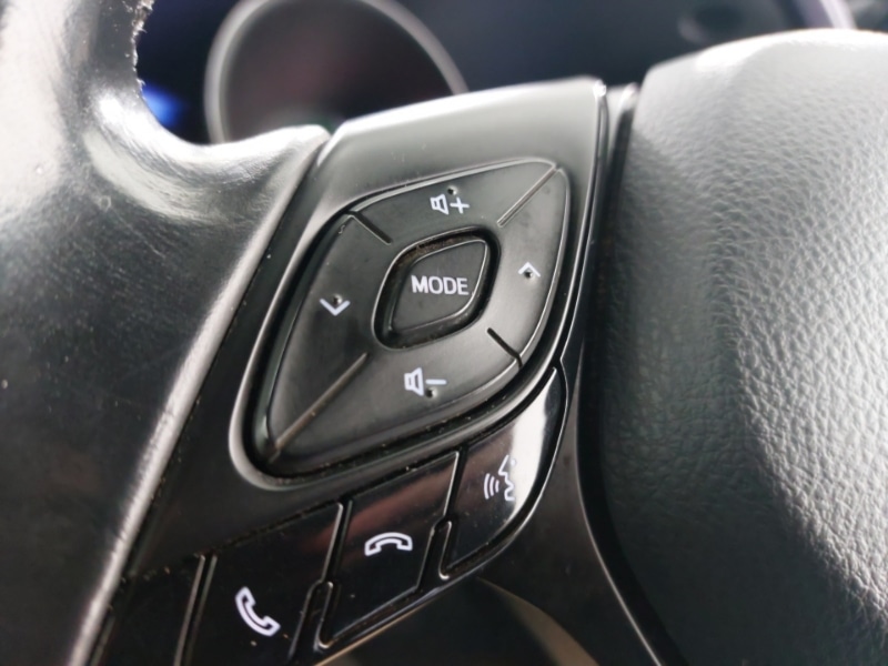 Used Toyota C-HR 2018 for sale - 76951934: Photo 13