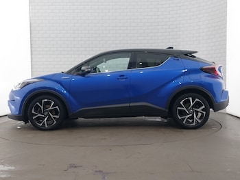Used Toyota C-HR 2018 for sale - 76951934: Photo