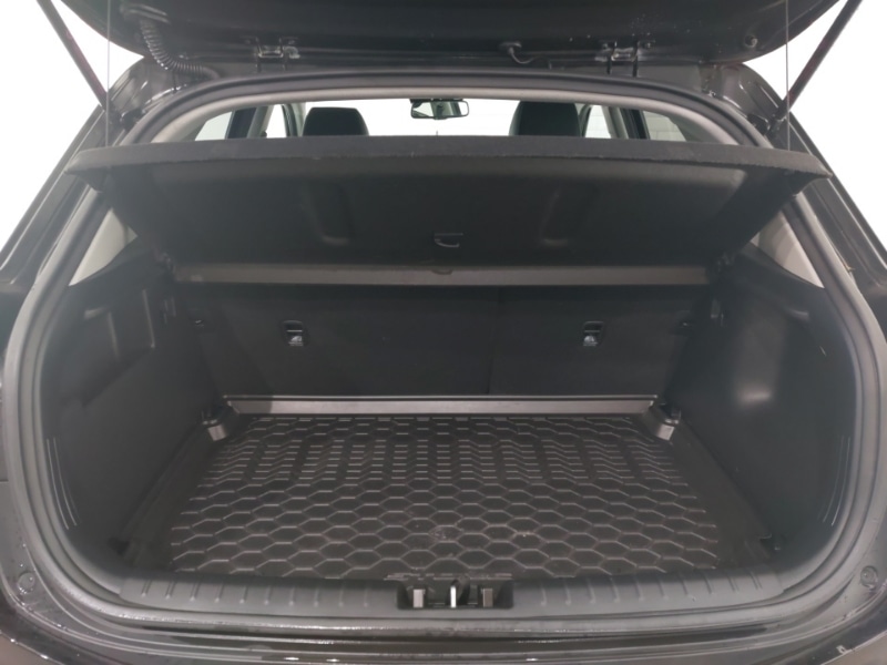 Used Kia Stonic 2020 for sale - 76526364: Photo 8