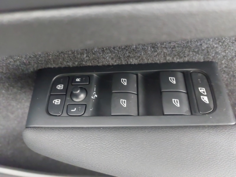 Used Volvo C40 2023 for sale - 78079519: Photo 19