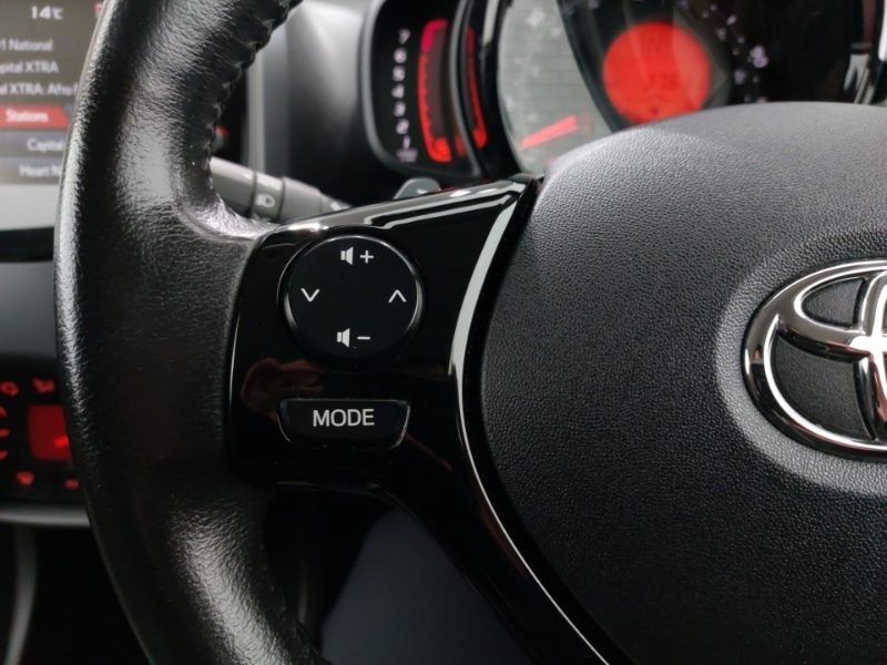 Used Toyota AYGO 2018 for sale - 76431718: Photo 14