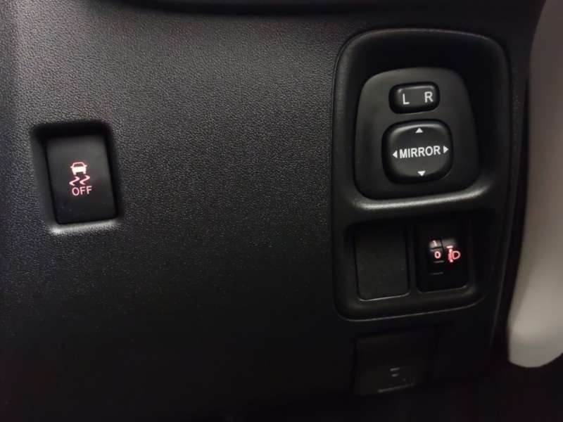 Used Toyota AYGO 2018 for sale - 76431718: Photo 17