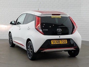 Used Toyota AYGO 2018 for sale - 76431718: Photo