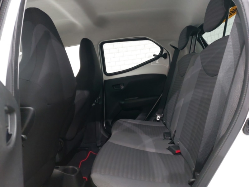 Used Toyota AYGO 2018 for sale - 76431718: Photo 6