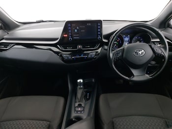 Used Toyota C-HR 2021 for sale - 78361148: Photo