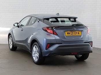Used Toyota C-HR 2021 for sale - 78361148: Photo