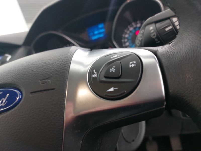 Used Ford Focus 2013 for sale - 76651919: Photo 12